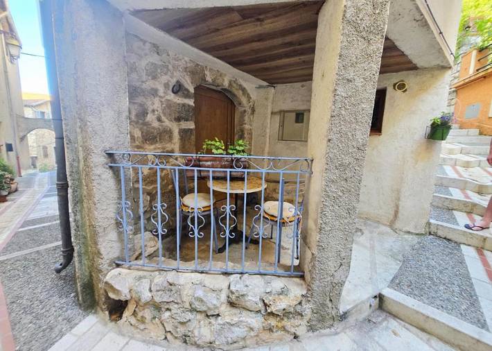 Gîte pour 2 personnes, avec terrasse à Aspremont - 4