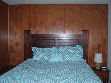 Vacation House for 11 Guests in Blue Ridge Mountains, Lake Santeetlah, Picture 4