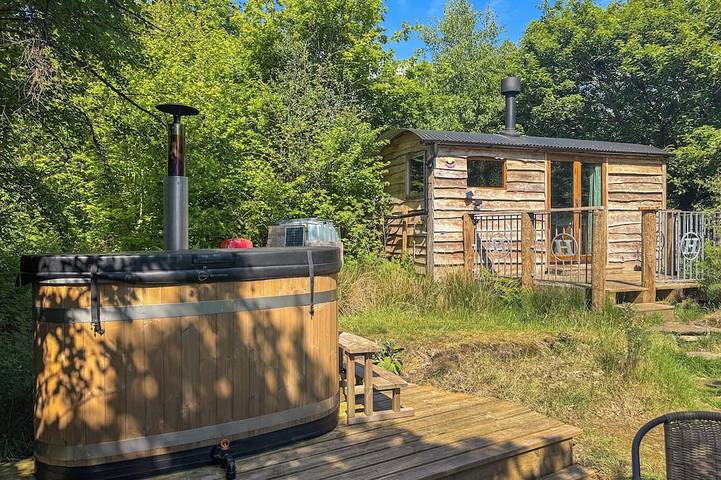 Cottage for 2 people, with hot tub in the Lake District