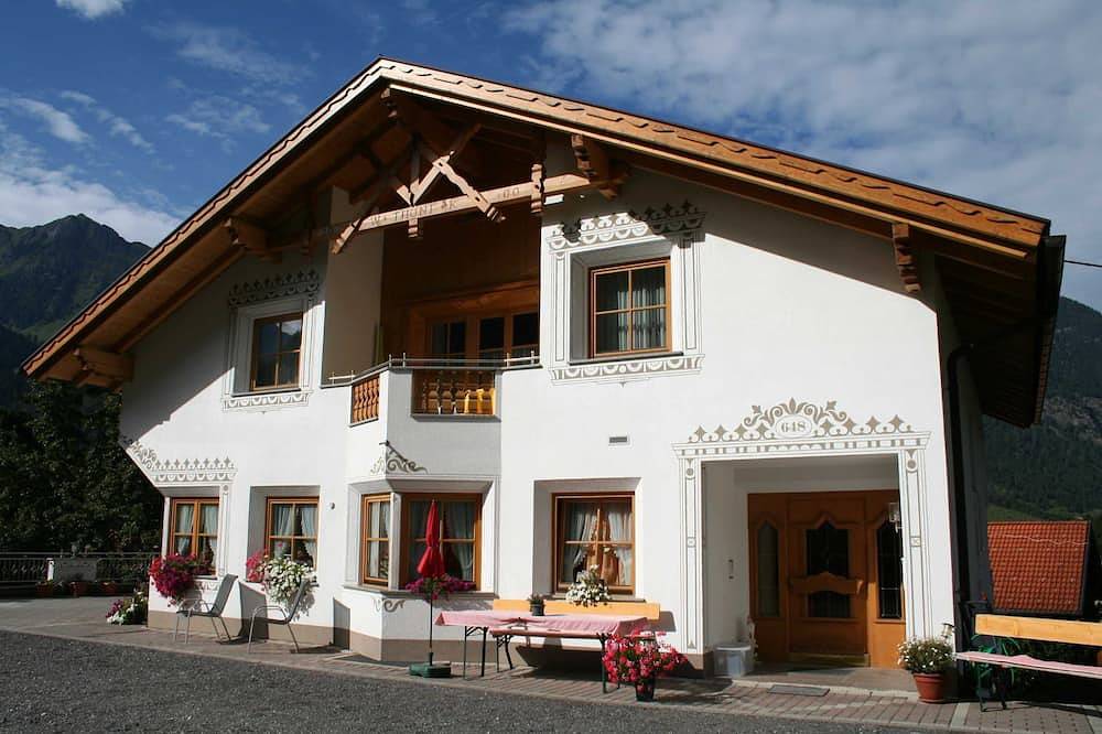 Geheel appartement, Apart Dorfblick - Apart Romantica in Nauderer Berge, Pfunds