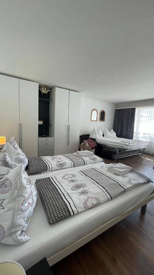 Ferienwohnung für 4 Personen, mit Balkon und Terrasse sowie Garten und Ausblick in Randa - 4