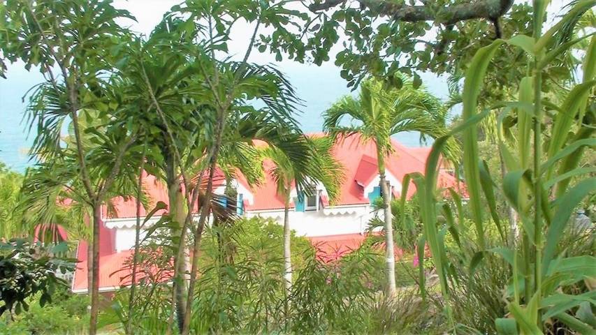 Location de vacances pour 7 personnes, avec piscine ainsi que vue et jardin à Vieux-Fort - 3