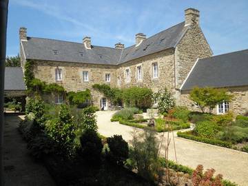 Chambre d’hôte pour 2 personnes, avec jardin et piscine à Langoat
