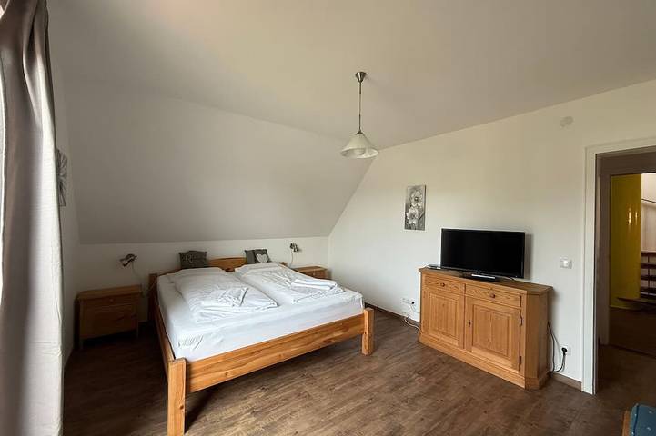 Ferienwohnung für 2 Personen, mit Balkon und Garten in Rottenbuch - 2