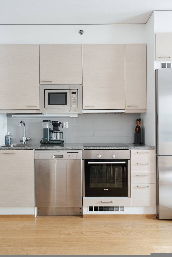 Ganze Wohnung, Stylish 1Br Apt with Balcony | Prime Location in Helsinki in Helsinki, Uusimaa