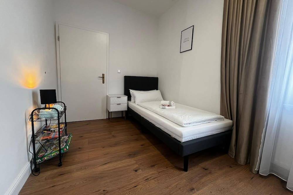 Ganze Wohnung, Edles 105 m² Apartment für bis zu 6 Personen, ideal für Familien mit Kindern in Crimmitschau, Chemnitz und Umgebung