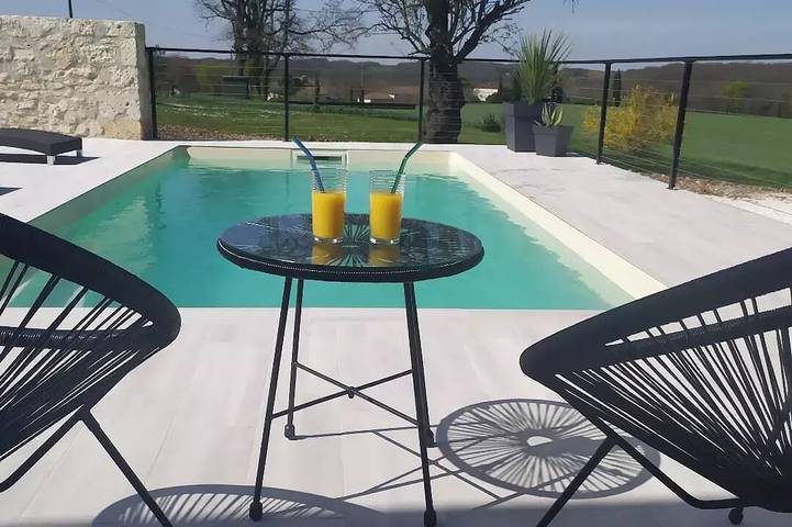 Gîte pour 6 personnes, avec jardin à Saint-Beauzeil