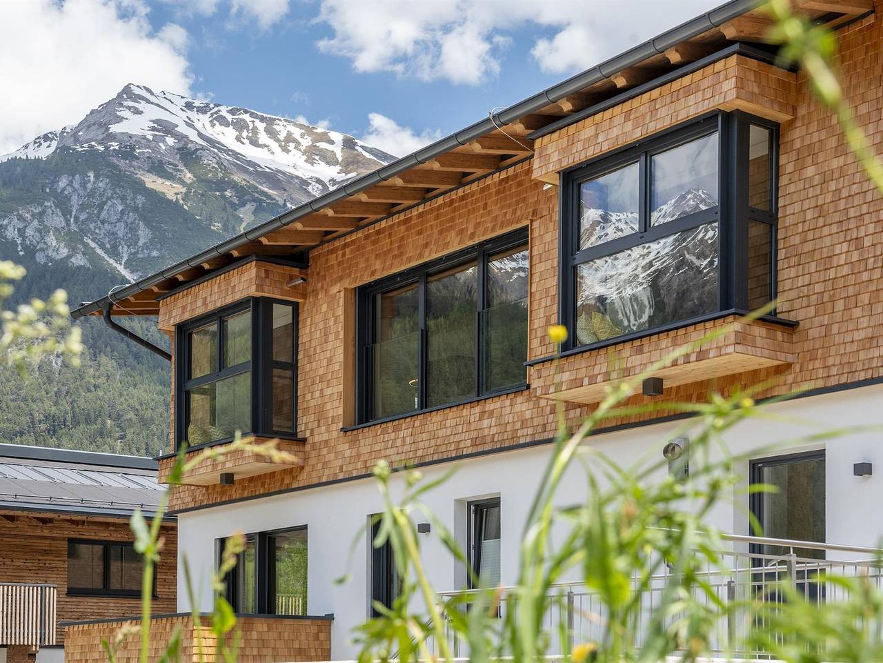 Chalet Vega - Arlberg Holiday Home in Pettneu, Pettneu am Arlberg