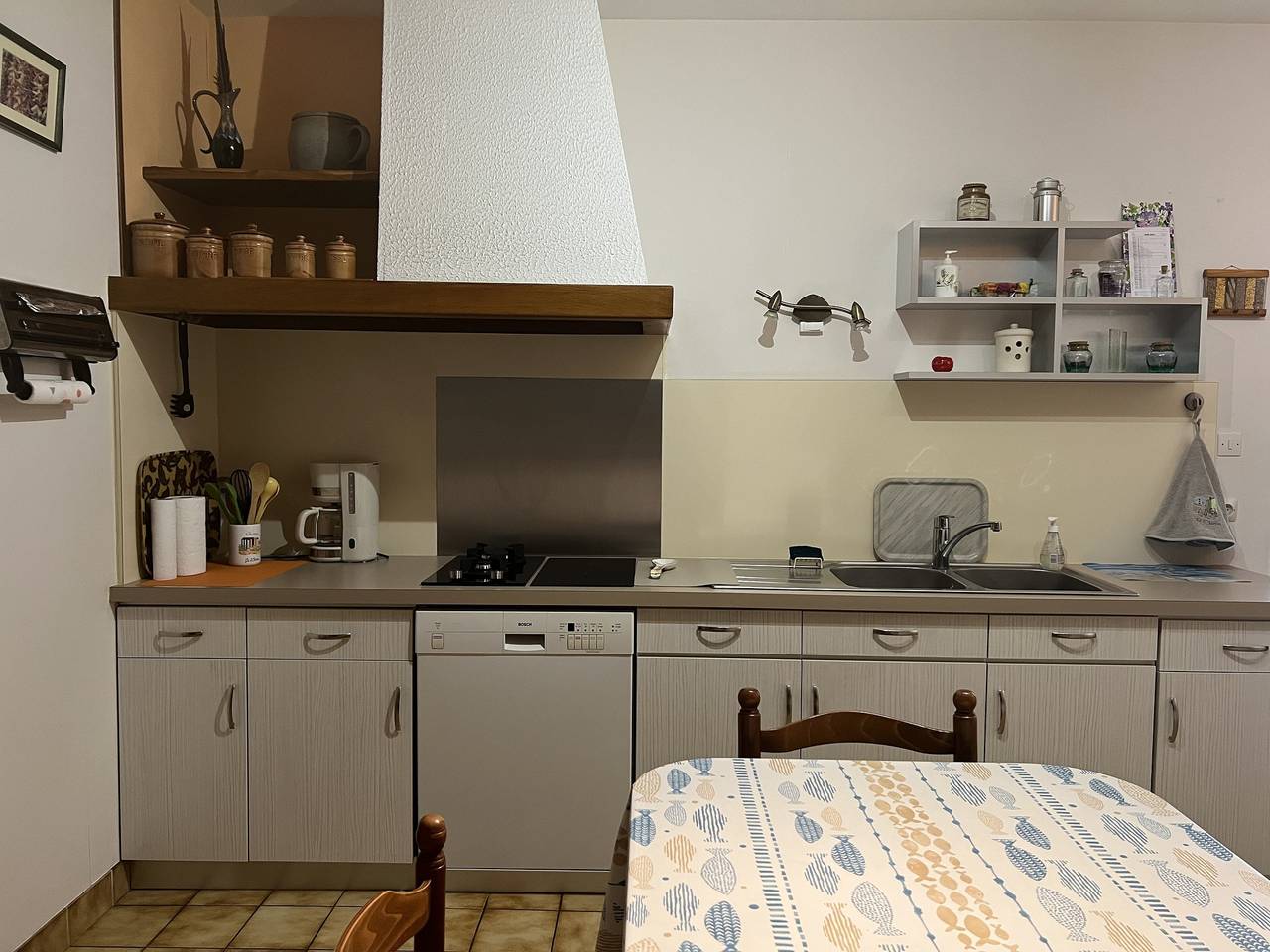 Maison de vacances à 8 min de la plage Giraudière avec terrasse et jardin privatifs in Le Grand-Village-Plage, Côte de Beauté