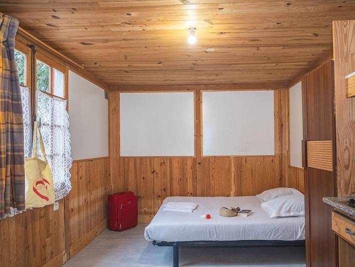 Camping Le Léman Plage - Bungalow 2 personnes - Bungalow 2 places sans sanitaire in Excenevex, Région de Thonon-les-Bains