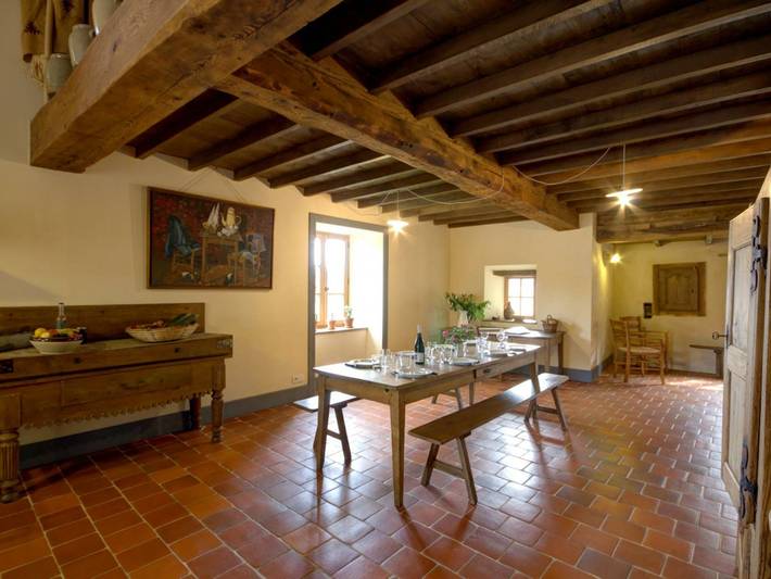 Gîte pour 12 personnes, avec piscine et sauna ainsi que jardin et terrasse dans Saint-Just-la-Pendue - 2