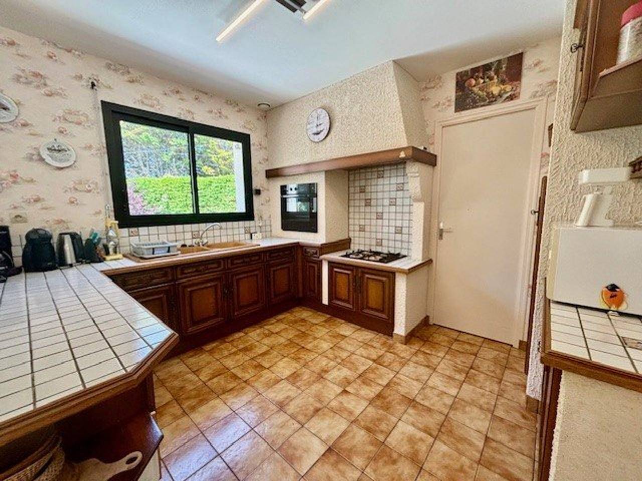 Maison calme 5 pièces à Saint-Pierre-Quiberon, proche plage, jardin clos, pour 8 personnes in Kerhostin, Saint-Pierre-Quiberon