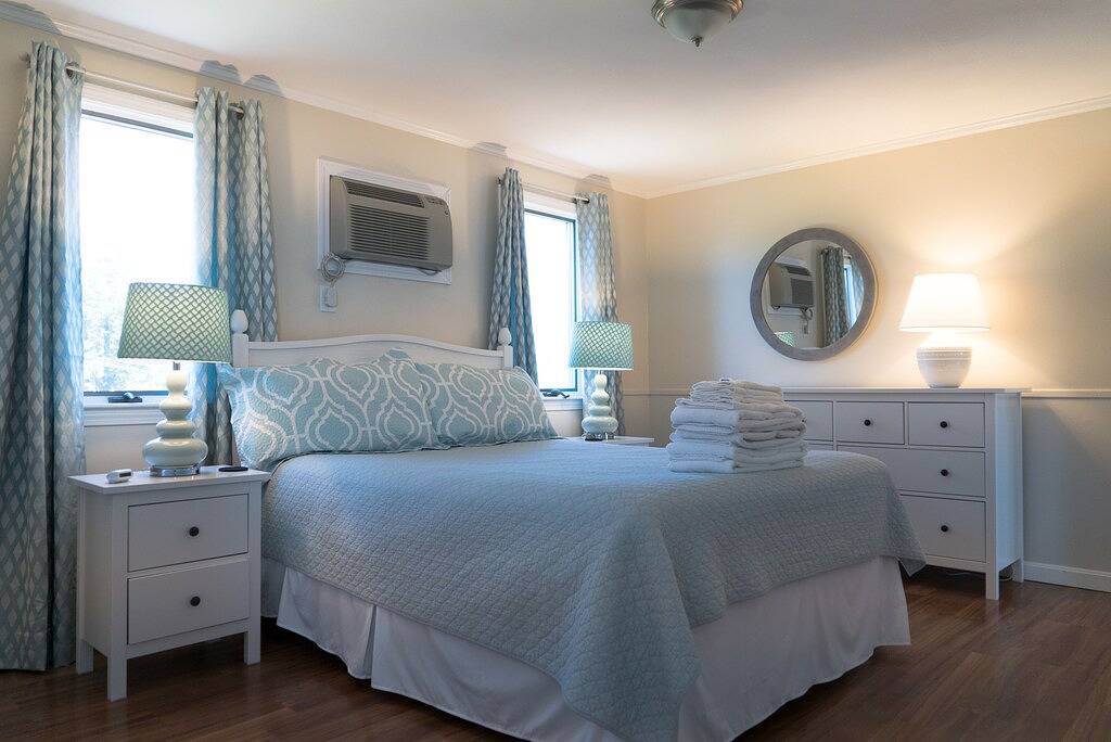 \"Beachwalk\" Unit 2 \"Nur wenige Schritte vom Strand\", Restaurants und Bars auch! in Middletown, Newport County