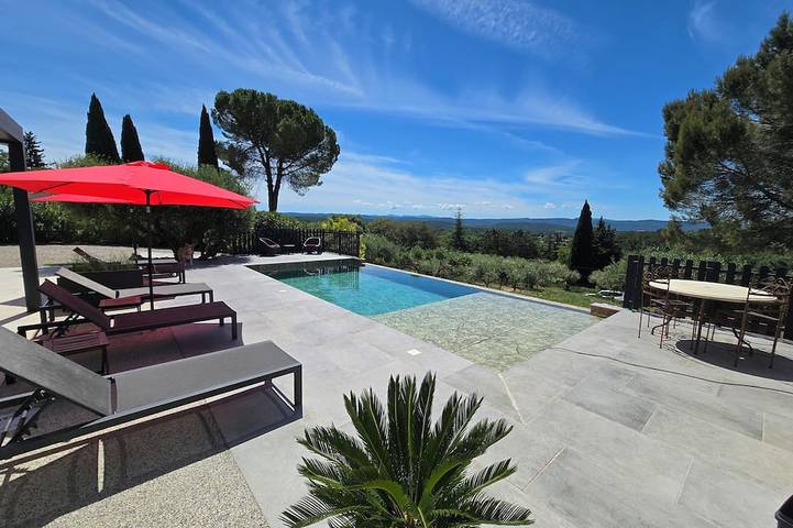 Appartement de vacances pour 3 personnes, avec terrasse et jardin