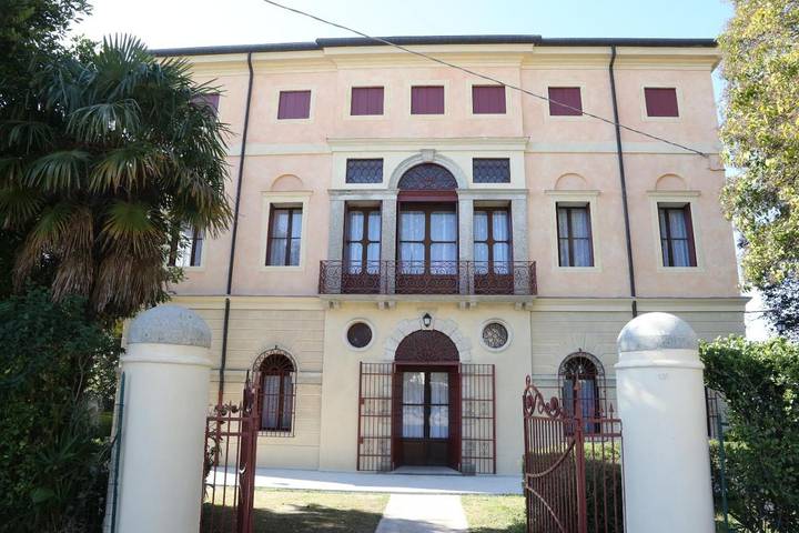 Villa per 8 persone, con giardino e terrazza, con animali domestici sulle Dolomiti