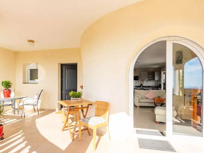 Chalet para 8 personas, con piscina y terraza - 1