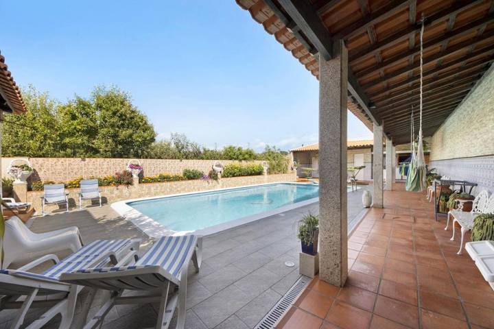 Location de vacances pour 8 personnes, avec terrasse et jardin dans Oliveira de Azeméis - 4