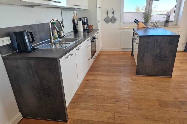 Ferienwohnung für 4 Personen, mit Balkon in Orth - 3