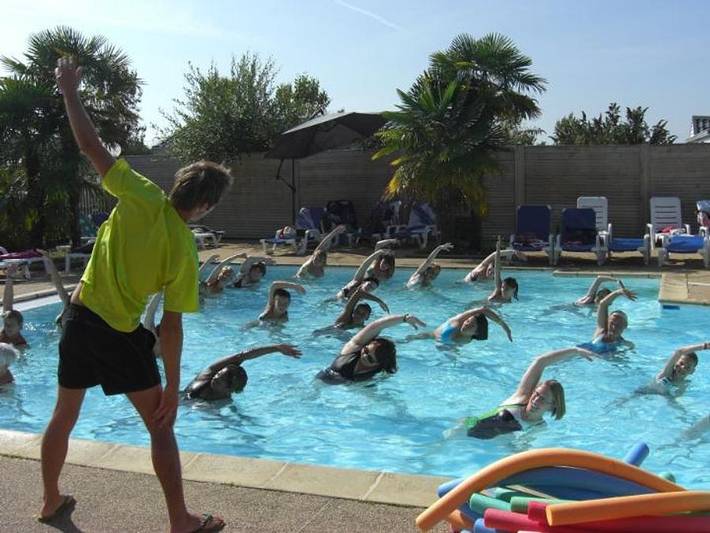 Camping La Roche Percée - Mobilheim 4 personen - Komfort 2 Zimmer - Terrasse in Fouesnant, Côte de Cornouaille