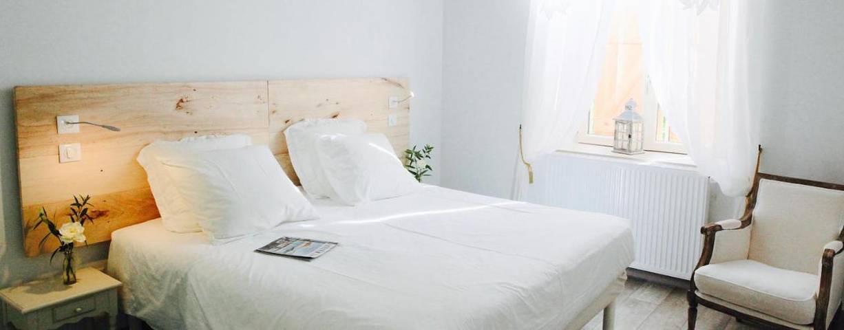 Chambre d’hôte pour 2 personnes, avec Terrasse et Jacuzzi ainsi que Jardin et Piscine dans le Lot - 3