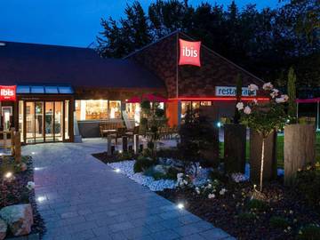 Hôtel pour 2 personnes, avec jardin et vue, animaux acceptés à Bourg-en-Bresse