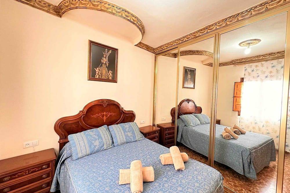 Entire apartment, Casa Juan María,¡ A tan sólo 21 minutos del Caminito del Rey, 12.8 Km x Ma-5403 in Álora, Málaga Province