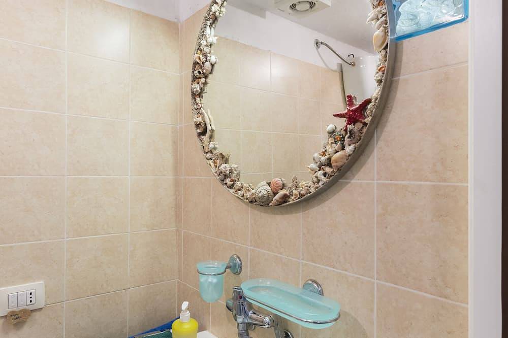 Entire apartment, Carloforte - Casa Margherita - studio in Carloforte, Carbonia-Iglesias Province