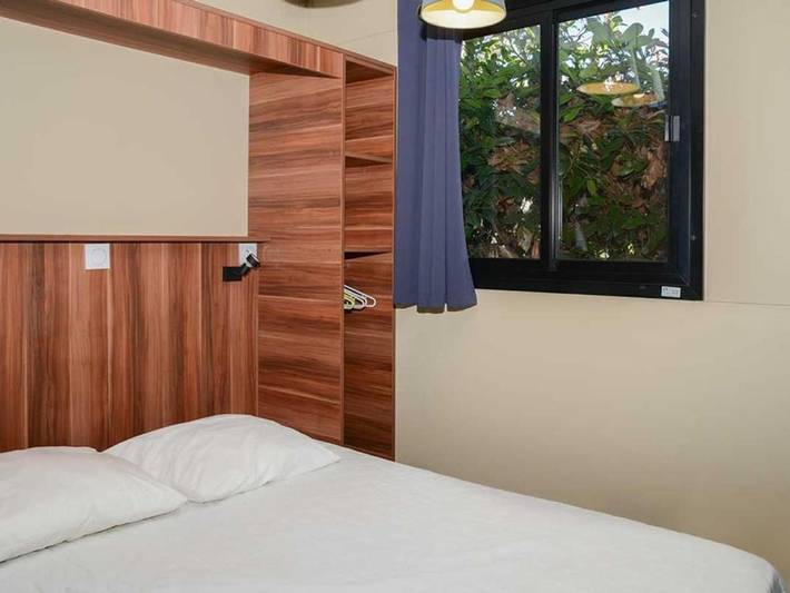 Camping pour 5 personnes, avec piscine et terrasse à La Seyne-sur-Mer - 4