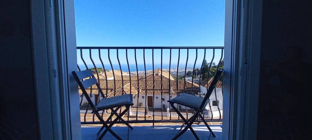 Apartamento para 2 personas, con jardín y piscina, Se admiten mascotas en Mijas Pueblo