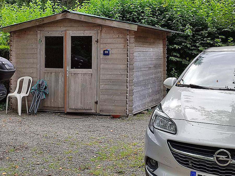 Flower Camping du Lac de la Seigneurie - Chalet 2 personnes - Petite cabane du voyageur - idéale halte randonneur (pas de sanitaires) in Leval, Territoire de Belfort