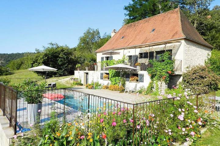 Location de vacances pour 4 personnes, avec Jardin à Sauliac-sur-Célé