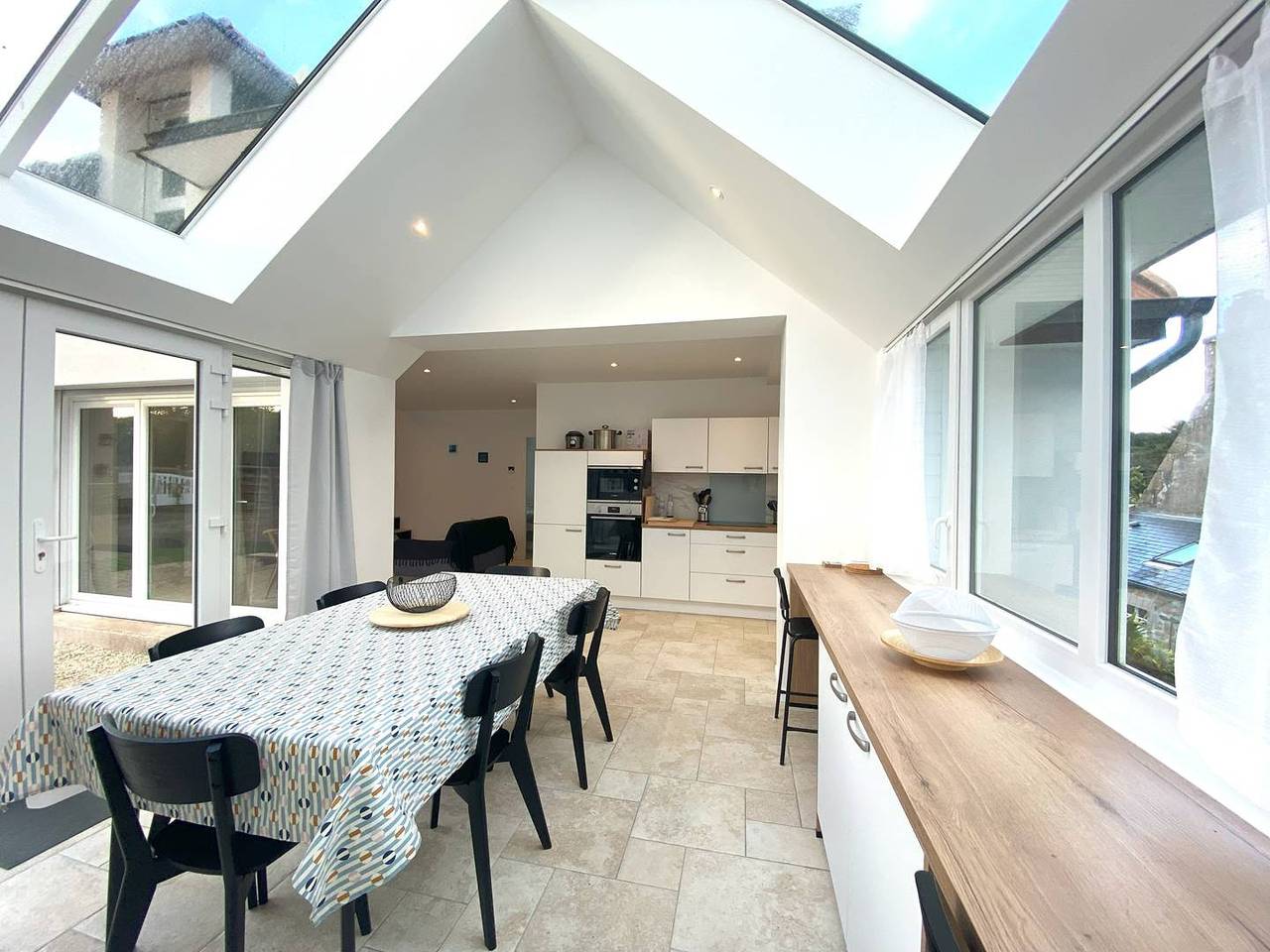 Maison neuve avec Wifi, terrasse, à 700m de la plage à Tregastel in Trégastel, Côte de Granit Rose