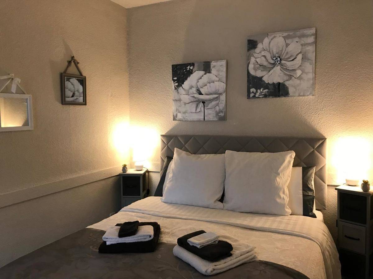 Appartement entier, Two-Bedroom Apartment in Pouilly-sous-Charlieu, Région de Roanne