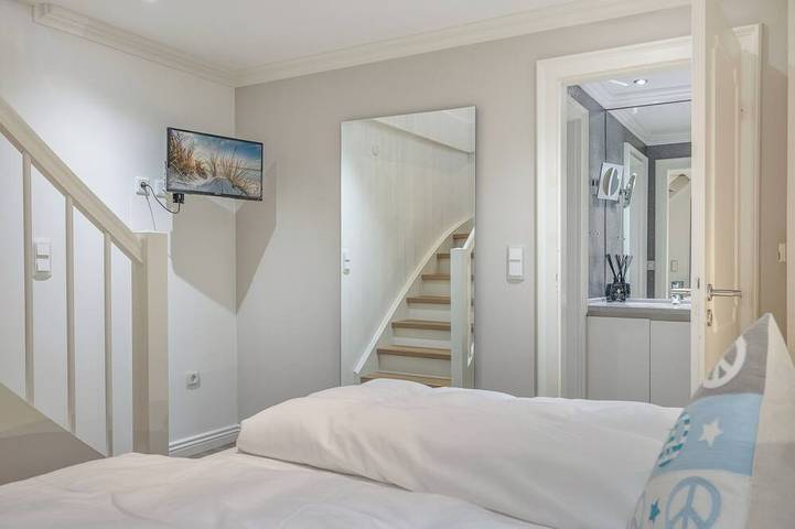 Ganze Wohnung, Düne - Ferienwohnung inklusive rundum Wohlfühlatmosphäre in Keitum, Sylt (Gemeinde)