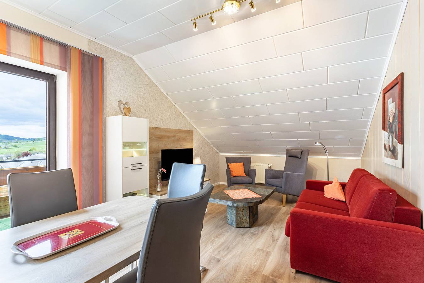 Ganze Wohnung, Haus Schönblick - "Appartment 6" mit Bergblick, Balkon und Wi-Fi in Willingen, die Mittelgebirge