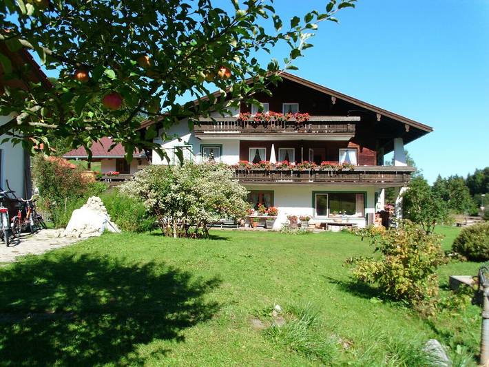 Appartement confortable d'une chambre avec balcon, vélos et situé près des remontées mécaniques à Inzell in Inzell, Alpes bavaroises