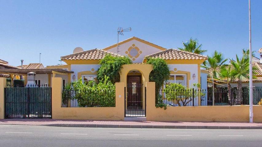 Casa rural para 4 personas, con Jacuzzi y Terraza además de Jardín y Piscina en Mazarrón - 3