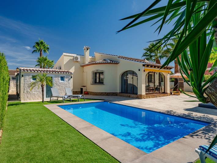 Ferienhaus für 4 Personen in Orba