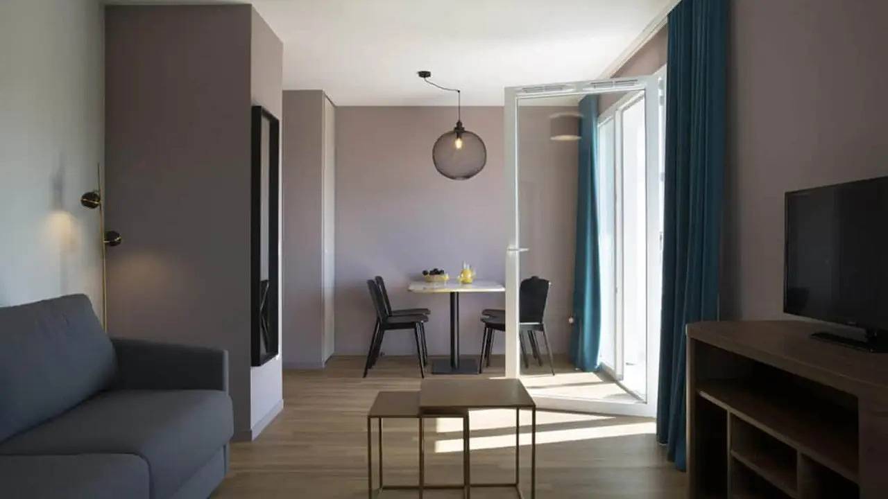 Apartamento vacacional entero, Ferienwohnung für 2 Personen (25 m²) in Châtel-Guyon in Châtelguyon, Parque Natural Regional Volcans d'Auvergne