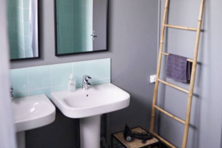 Location de vacances pour 10 personnes, avec jacuzzi ainsi que terrasse et jardin à La Jaille-Yvon - 4