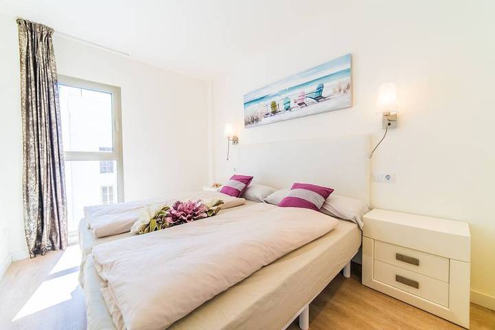 Ganze Wohnung, Cala Millor, schöne Fewo, 6 Etage , 2Sz, Meerblick, Direkt am Strand Wifi in Cala Millor, Sant Llorenç des Cardassar