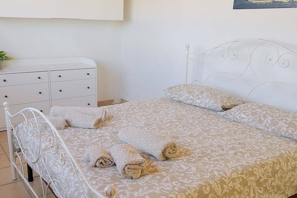 Entire apartment, Apartment with a view of the Gargano in Vico del Gargano, Gargano