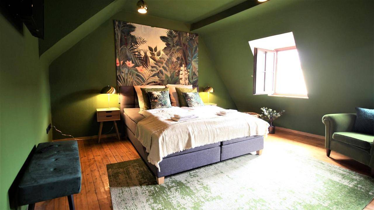 Geheel appartement, The George Rooms - Boutique Style in Würzburg, Franconian Wine Country