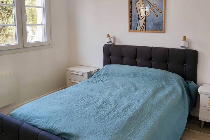 Gîte pour 9 personnes, avec terrasse et jardin dans Plage Du Petit Travers Carnon Plage - 4