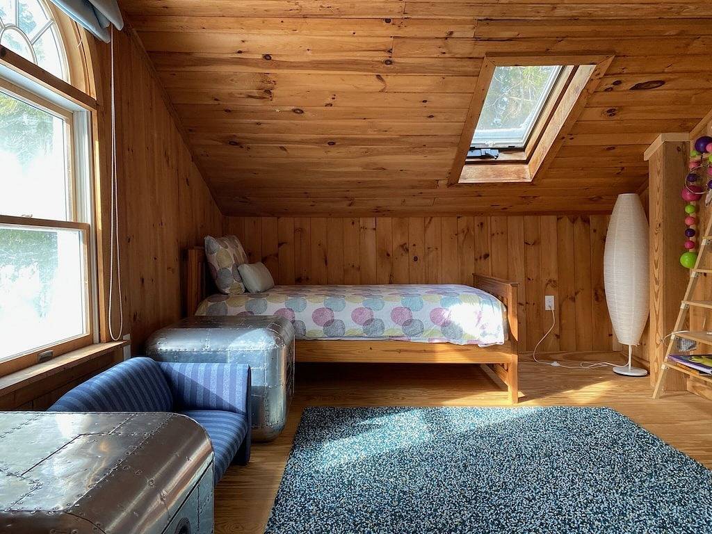 Geräumiger privater Familienurlaub am Wasser in Berkshire in Otis (MA), Berkshire County