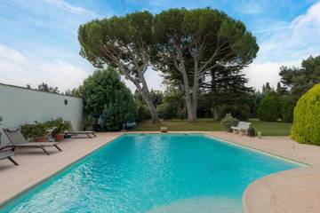 Appartement De Vacances pour 2 Personnes dans Salon-de-Provence, Région d'Aix-en-Provence, Photo 1