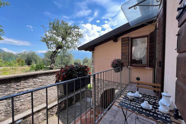 Ferienwohnung für 4 Personen, mit Balkon in Gargnano