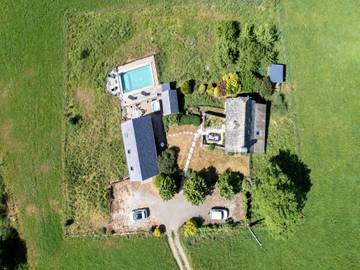 Maison De Vacances pour 12 Personnes dans Cassaniouze, Région d'Aurillac, Photo 3