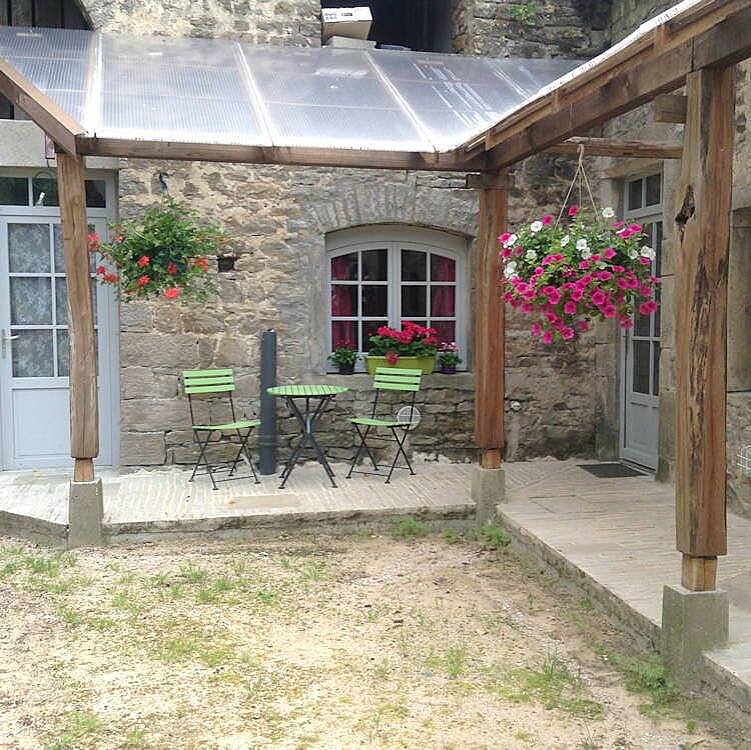 Presbytère Saint Jean - Chambre Rémi in Baume-les-Messieurs, Jura