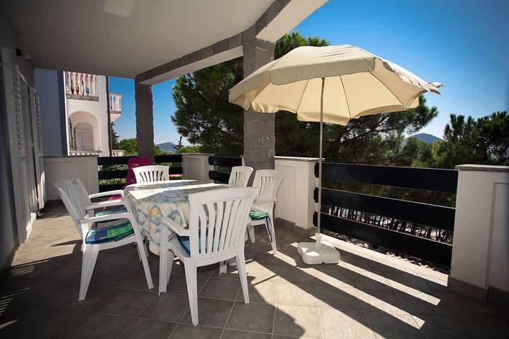 Ferienhaus für 6 Personen, mit Garten in Drage